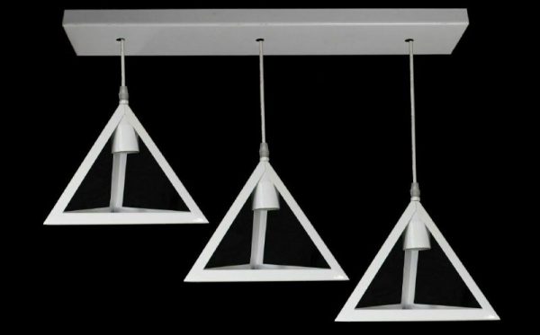 آویز مدل مثلث